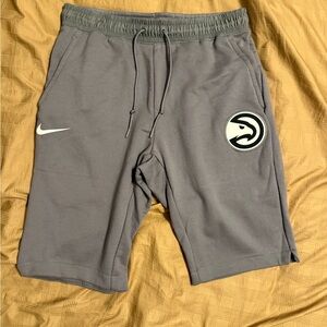 Nike Atlanta Hawks NBA Gray Men's Shorts